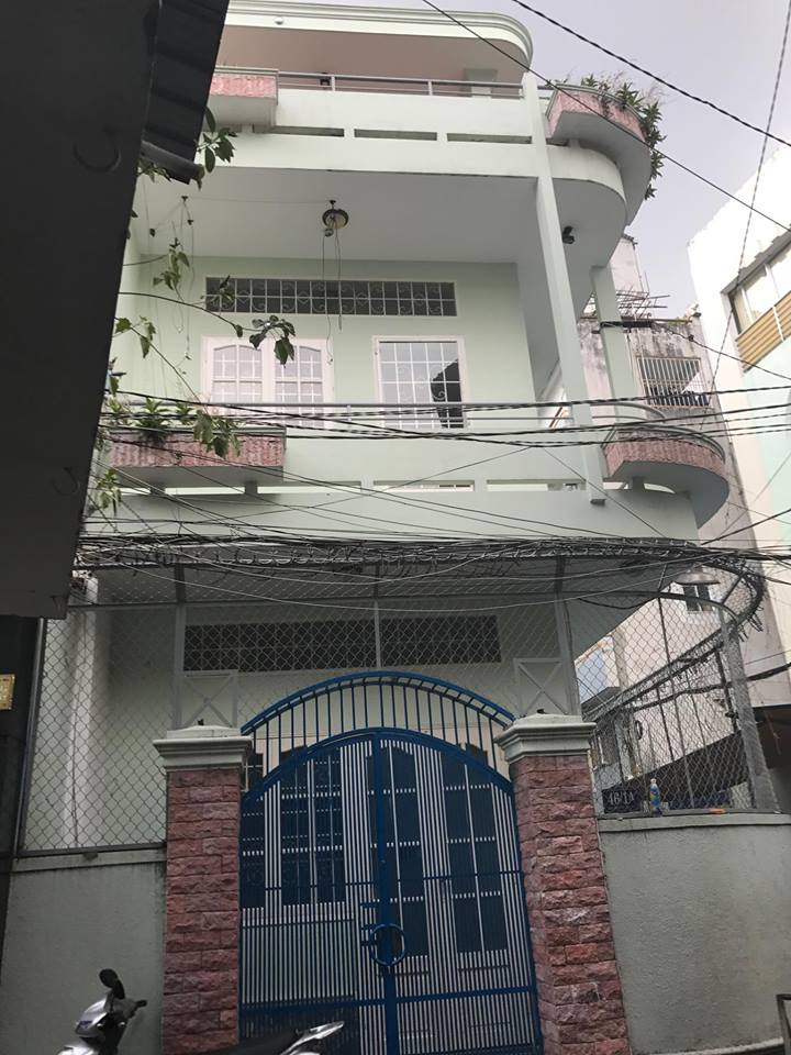 Bán nhà hẻm Q5 dt 4x16m giá 5.8 tỷ