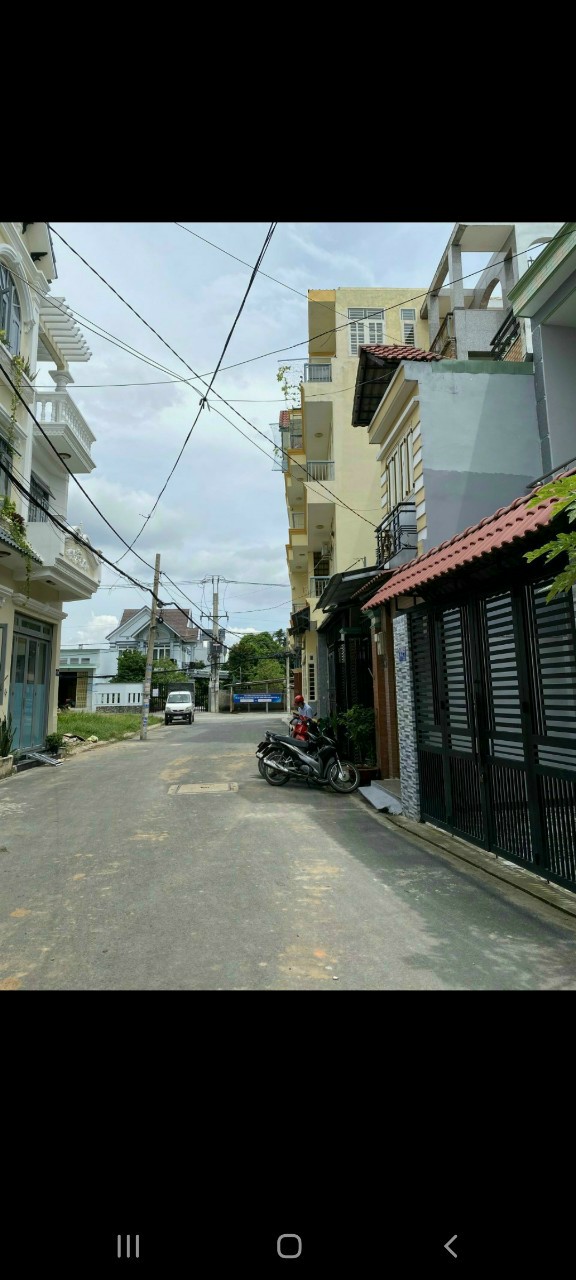Bán nhà sổ hồng riêng đường TCH 03 phường Tân Chánh Hiệp, Quận  gần Hiệp Thành City