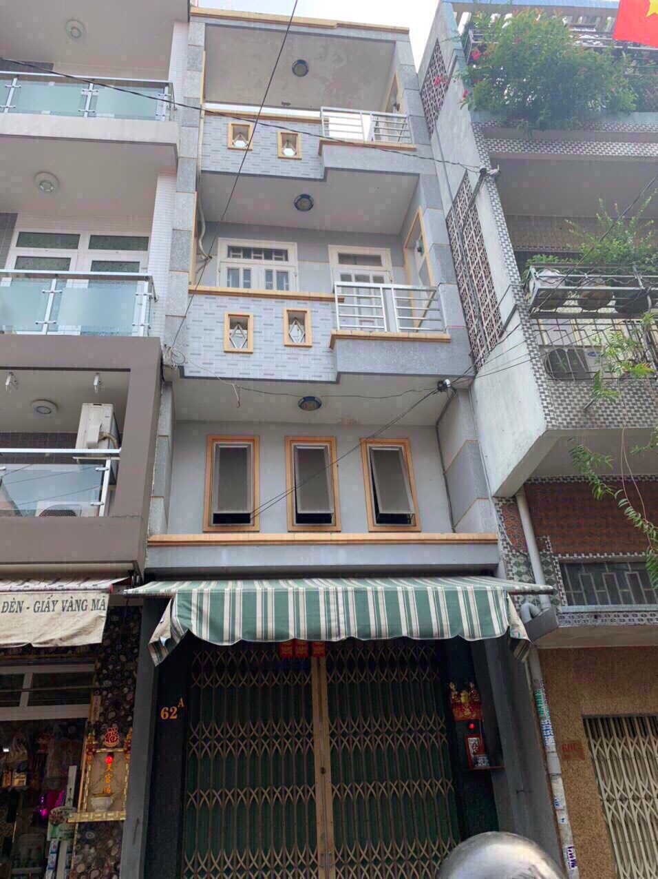 Bán gấp nhà đường Hàn Hải Nguyên, DT: 3m6x11m nở hậu, nhà 3 lầu đẹp, chỉ 6 tỷ 2, Q.11, LH: 0915190011