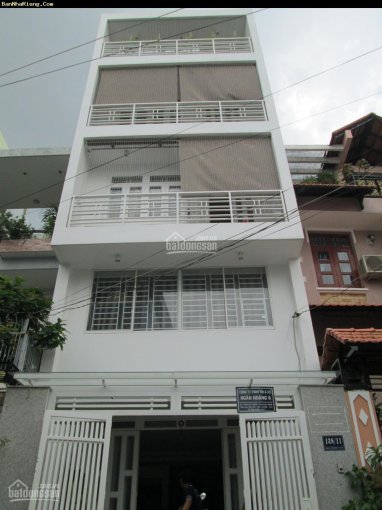 Cần bán gấp nhà mặt tiền Nguyễn Chí Thanh, quận 5 gần Lý Thường Kiệt, DT 4.2x27m