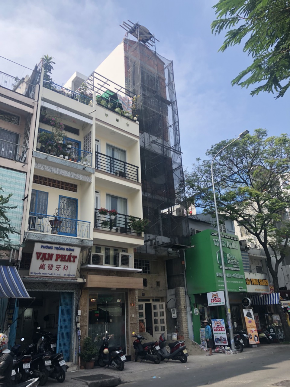 Bán nhà mặt tiền đường Nguyễn Chí Thanh Q.5,kế bệnh viện Chợ Rẫy , giá siêu rẽ.