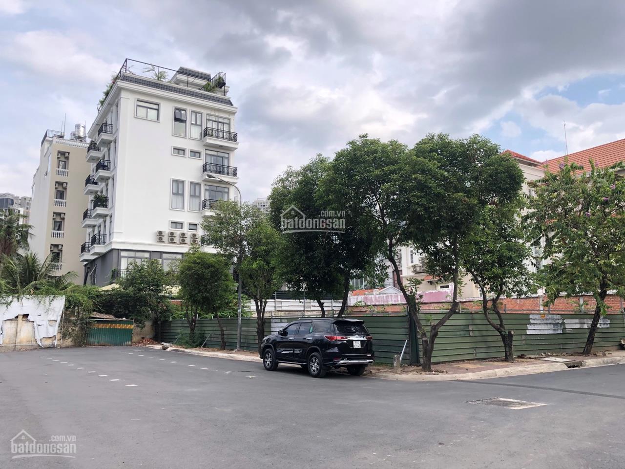 Nhà cần bán mặt tiền đường Trần Quốc Hoàn, P4, Tân Bình giá rẻ nhất Sân Bay