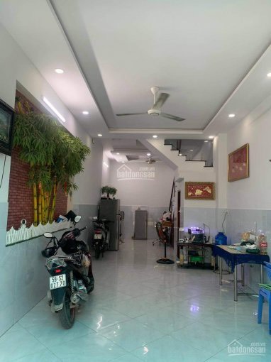 Nhà 1 sẹc đường Nguyễn Duy Trinh, P. Long Trường, Quận 9 (thuộc khu dân cư Nam Khang)