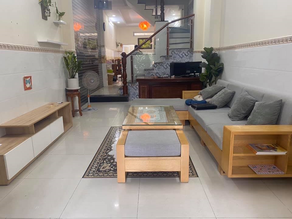 Nhà Quận 10, đường Ba Tháng Hai, (Hẻm 3m), Diện tích 37m2, Giá 4.5 tỷ