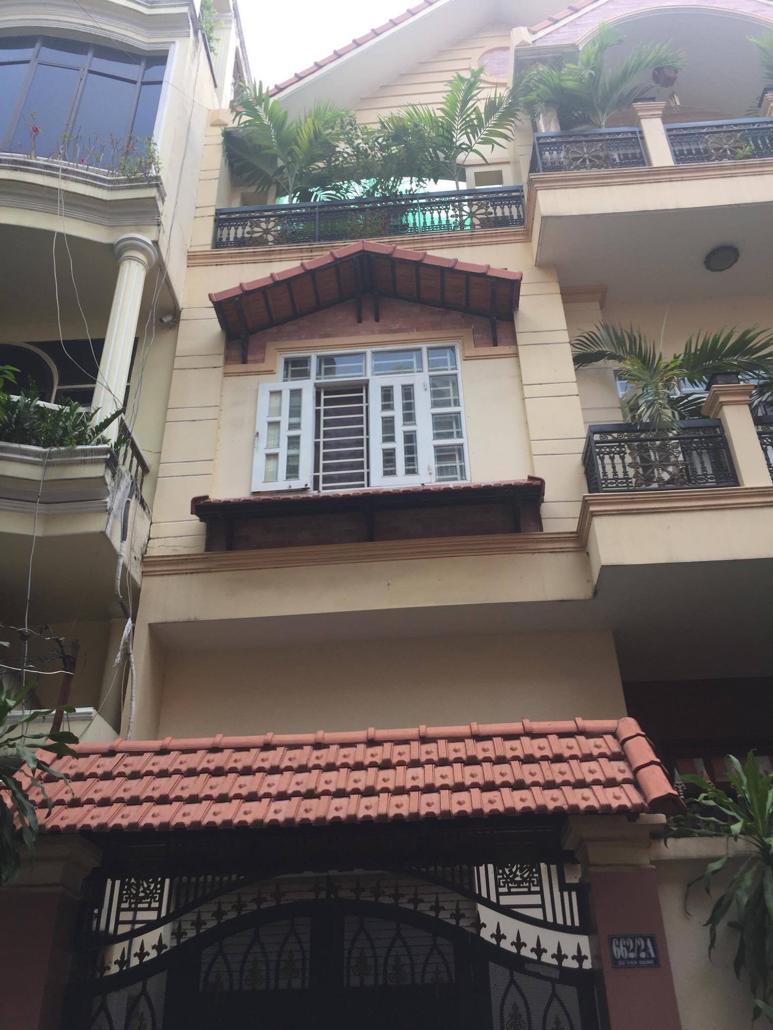 Nhà bán hẻm 6m đường Trần Bình Trọng, Q. 5, DT 5 x 17,5m 1 lầu cách MT 20m giá 12 tỷ.