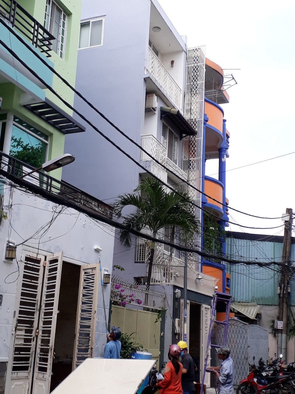 Bán nhà mặt tiền Sư Vạn Hạnh, Q. 10, DT: 4 x 10m, 1 trệt, 3 lầu. Giá 13.6 tỷ