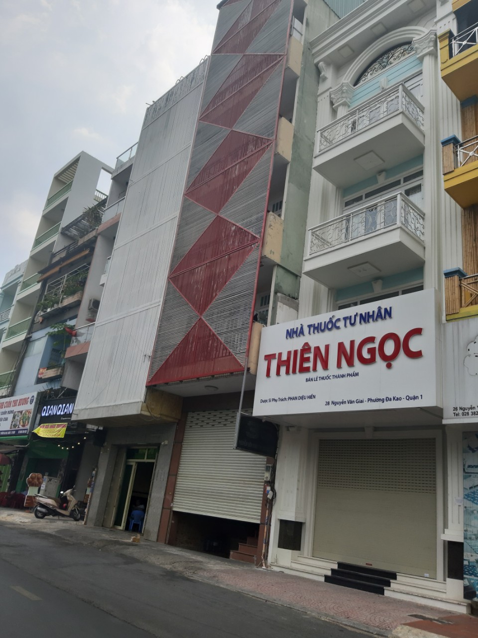Bán gấp nhà mặt tiền đường Nguyễn Công Trứ, DT 4.5x11, 6 tầng, giá 38 tỷ