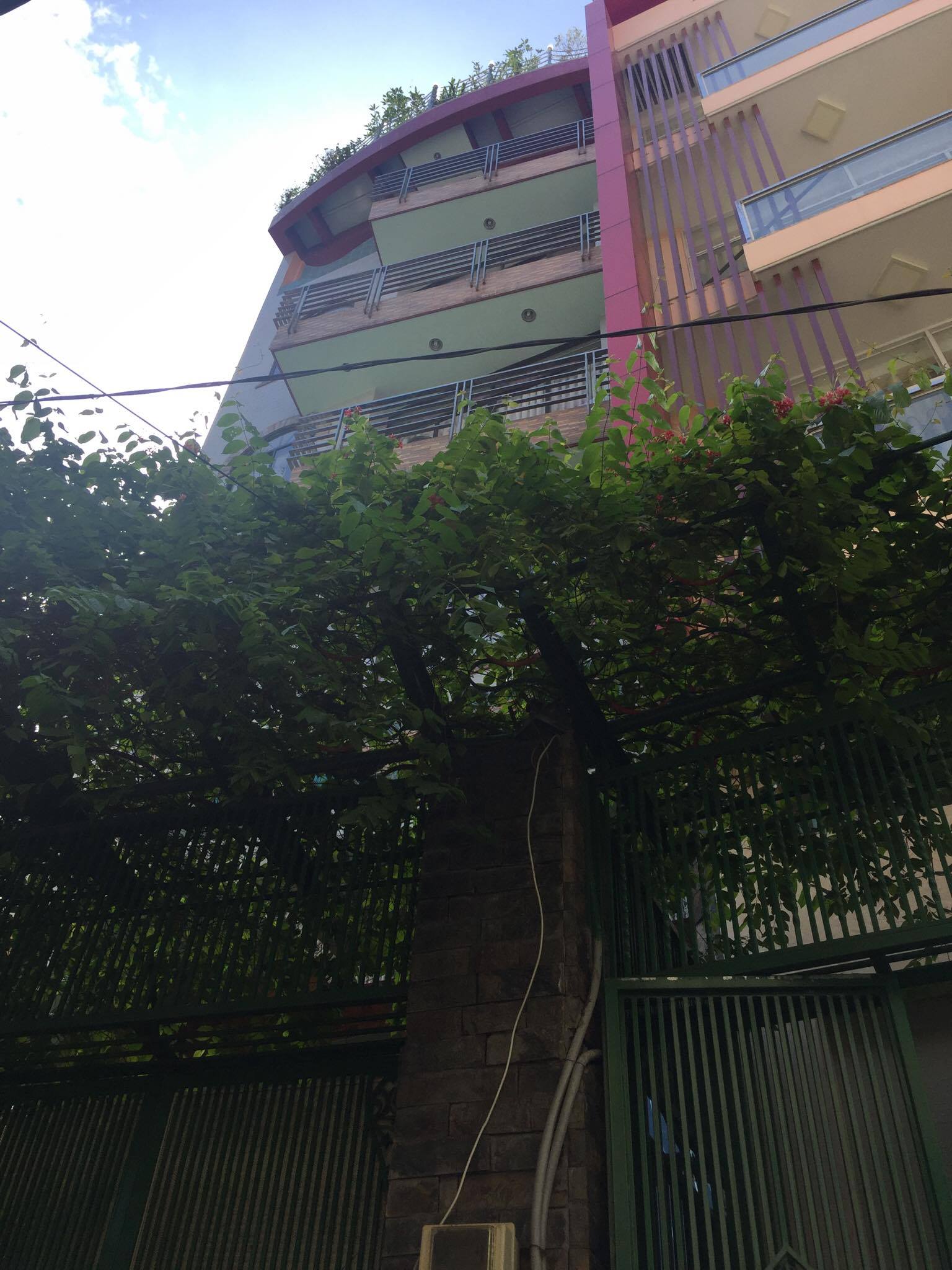 Bán nhà hẻm xe hơi Tô Hiến Thành, Quận 10, 4x16m giá chỉ 11.5 tỷ. Hẻm trãi nhựa