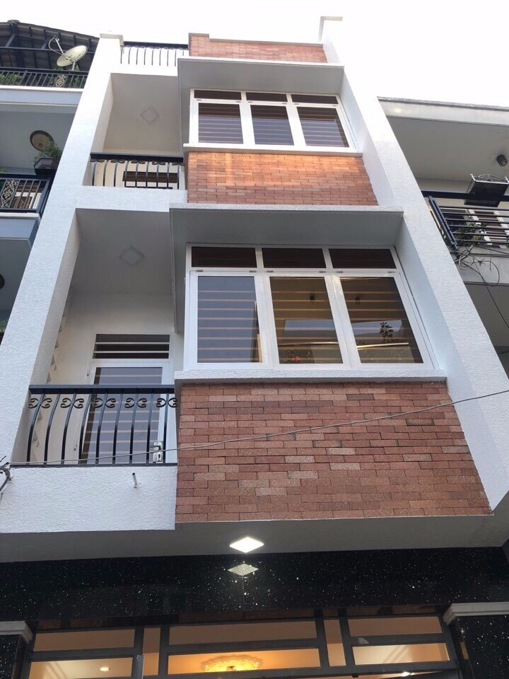  Bán nhà MT Nguyễn Chí Thanh, P9, Q5, DT: (10m*28m) DTCN: 290m2, giá 58 tỷ TL (220tr/m2)