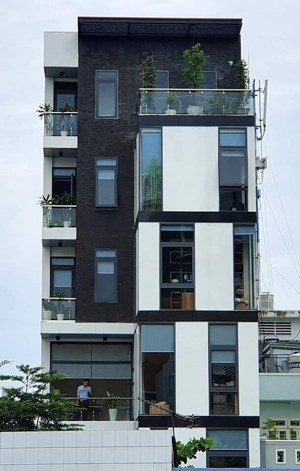 Bán nhà MT đường 3 Tháng 2, P.12, Q.10, DT: 4x22m, 5 tầng, HĐT: 60tr/th, Giá chỉ: 25.5 tỷ