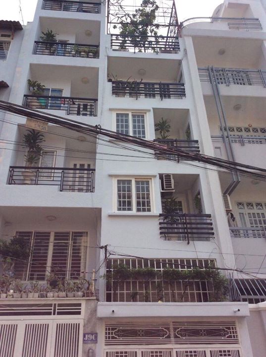 Bán nhà HXH 5m Trần Hưng Đạo, Q.5 - hẻm thông ra đường Cao Đạt