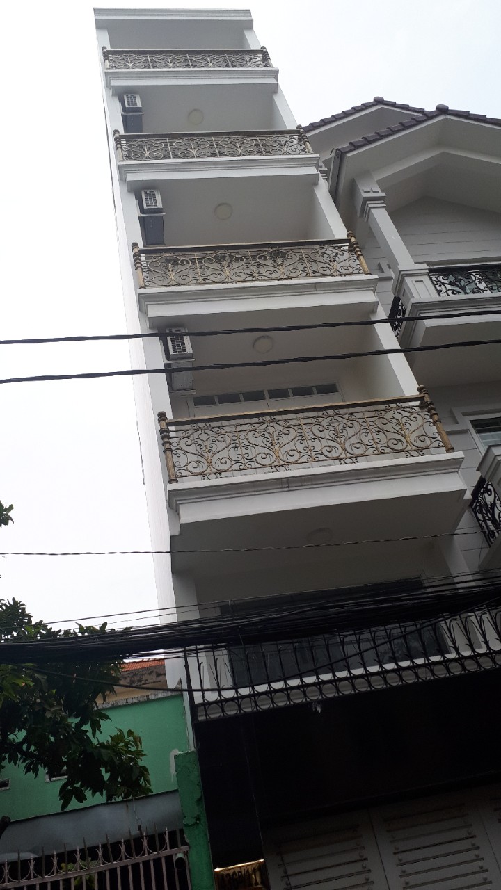  Bán nhà mặt tiền Nguyễn Chí Thanh, Q5 (7.7x28m), hầm lửng 7 lầu. HĐ thuê 300tr/th, giá 75 tỷ