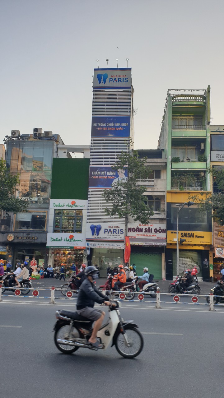 Bán nhà mặt phố tại Đường Nguyễn Văn Cừ, Phường Cầu Kho, Quận 1, Tp.HCM diện tích 420m2 giá 32 Tỷ