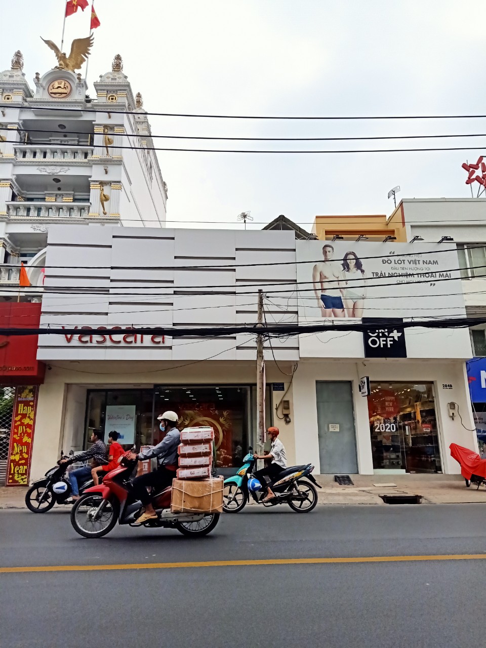 Bán nhà mặt tiền đường Nguyễn Văn Lượng, Gò Vấp, 70m2, giá 13,6 tỷ