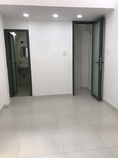 Chính chủ cần ra gấp nhà mới đẹp tại tt quận 1 - Tp. Hồ Chí Minh
