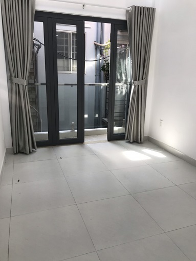 Chính chủ cần ra gấp nhà mới đẹp tại tt quận 1 - Tp. Hồ Chí Minh