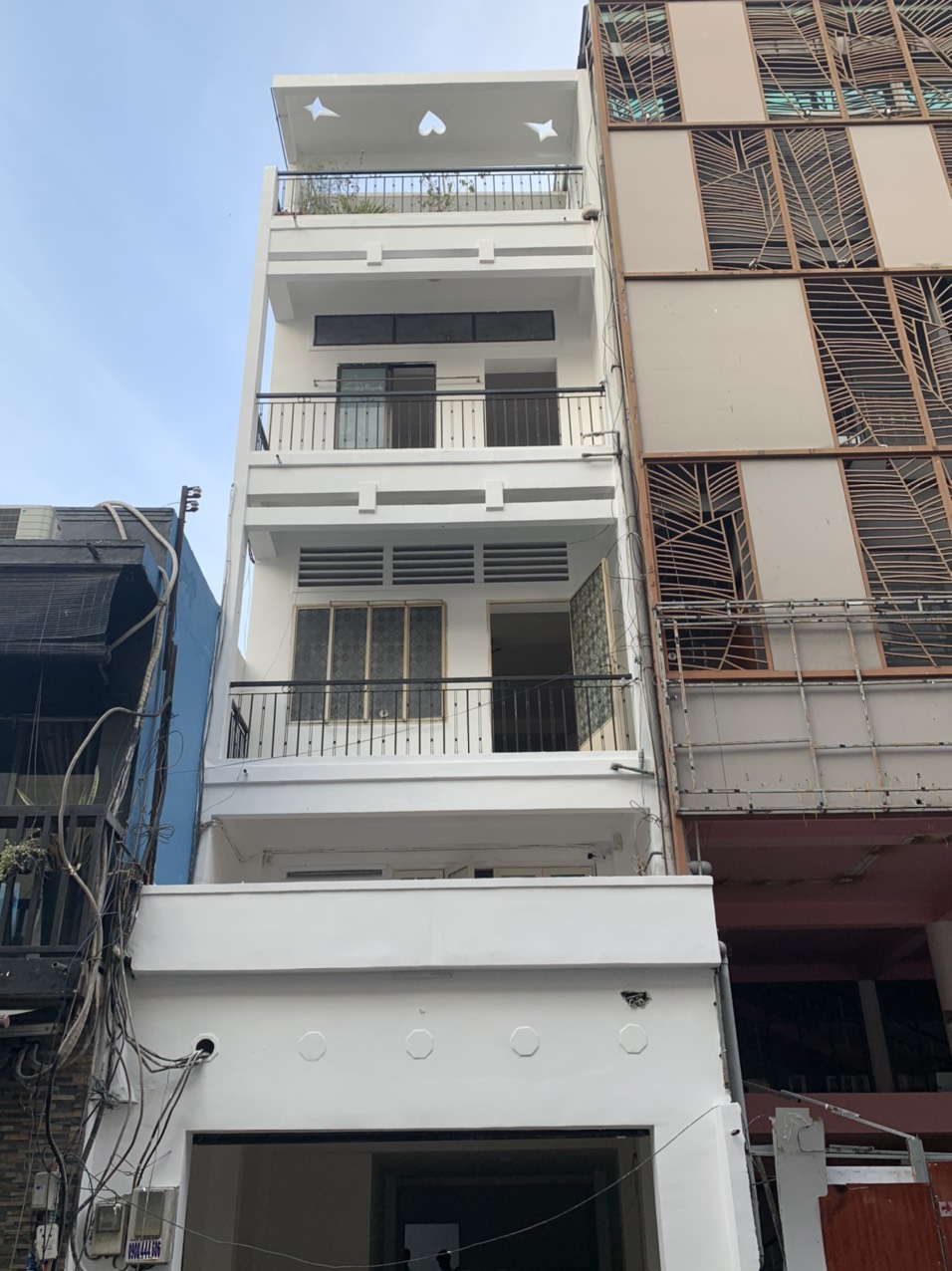 Nhà cần bán diện tích lớn ngang 5m dài 17m ở đường CX Nguyễn Trung Trực đường 3 tháng 2