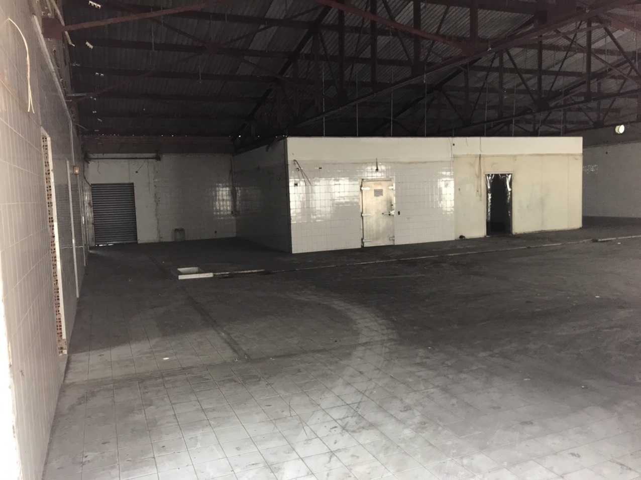 CẦN SANG NHƯỢNG LẠI NHÀ NHÀ XƯỞNG ĐƯỜNG SỐ 7 A, KHU CÔNG NGHIỆP LÊ MINH XUÂN , XÃ LÊ MINH XUÂN,