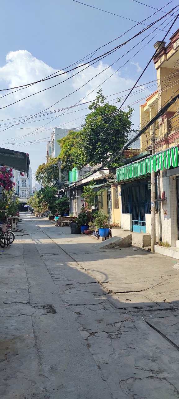 Cần tiền bán gấp nhà HXT đường Nguyễn Quý Yêm, P. An Lạc, Quận Bình Tân.