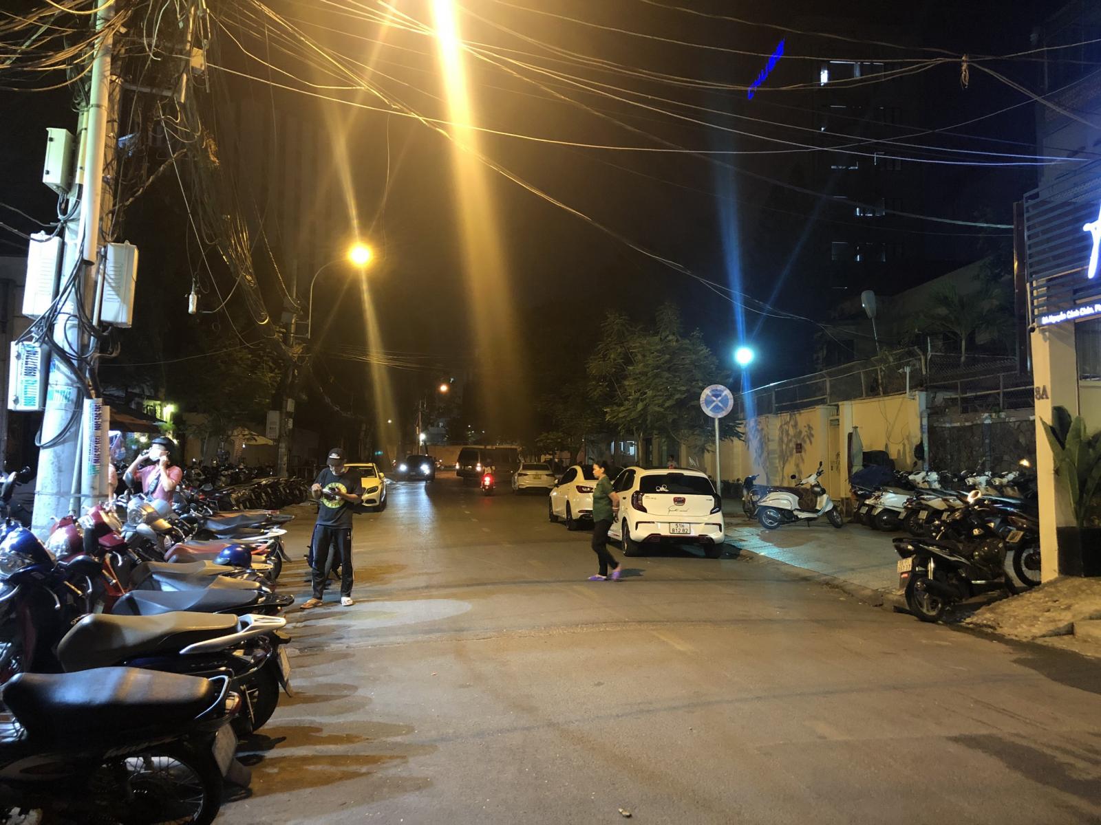 Bán nhà 8 Đường Nguyễn Cảnh Chân, Phường Nguyễn Cư Trinh, Quận 1, Tp.HCM diện tích 100m2  giá 42.9 Tỷ