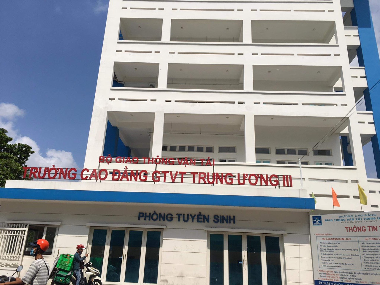 Bán nhà mặt tiền Văn Cao, Phú Thọ Hòa, Tân Phú, 160m2 (8x20m) 3 tầng, giá 29 tỷ.