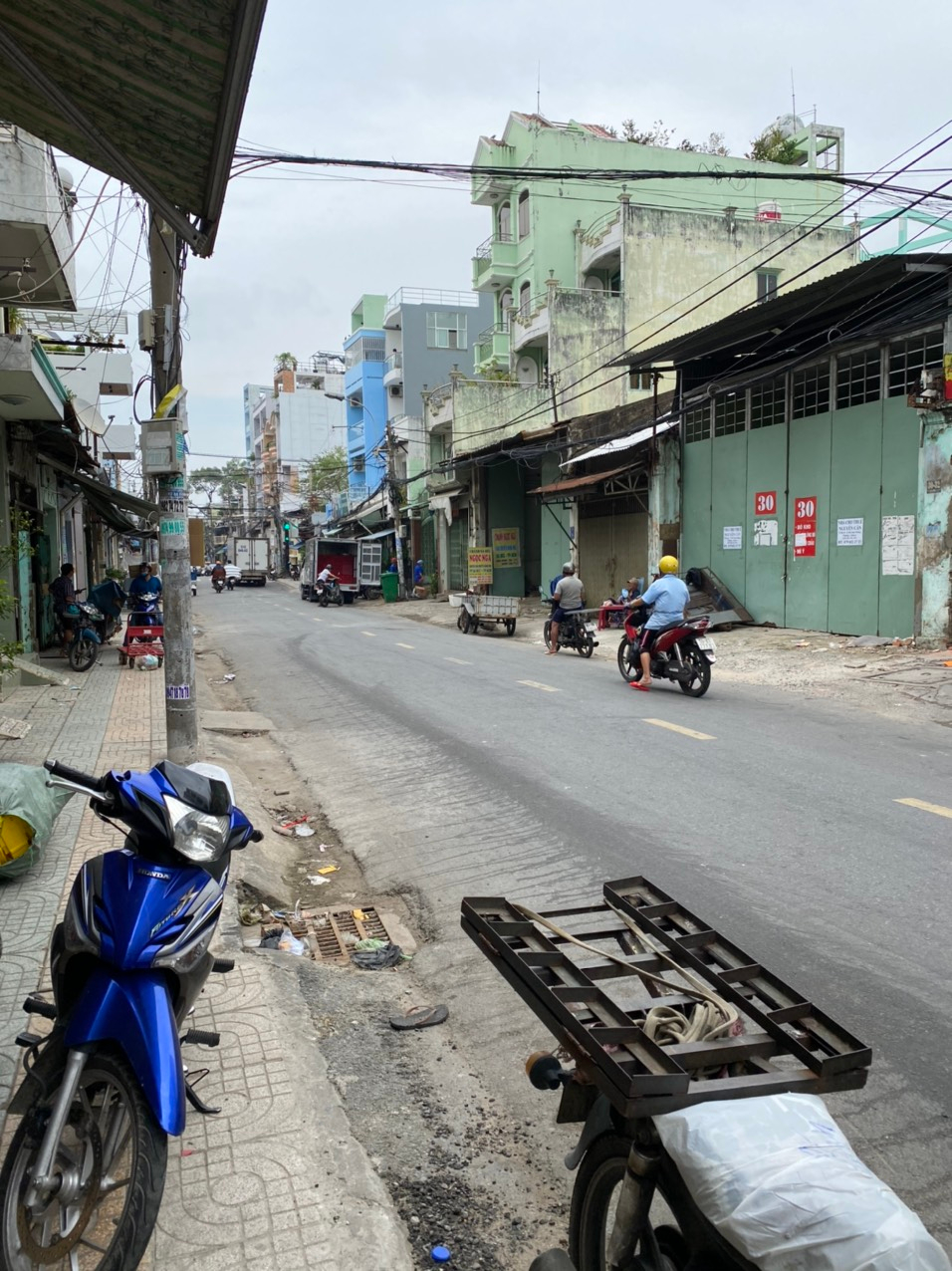 Bán nhà MT Mai Xuân Thưởng, 4 x 18m5, 3 lầu, chỉ 16 tỷ, Q.6