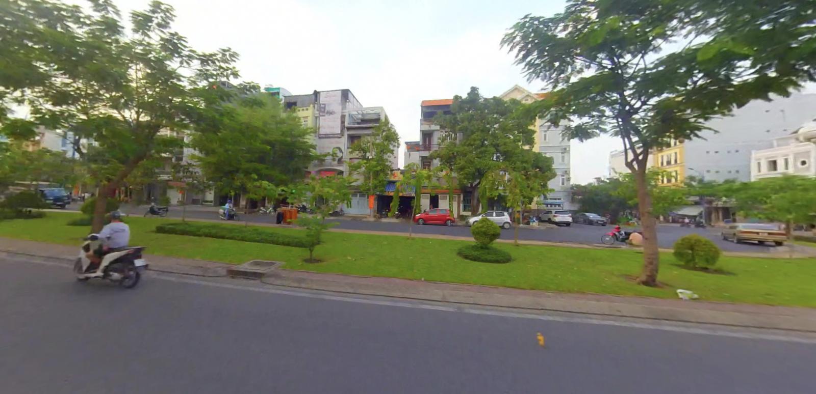 Bán nhà mặt tiền đường Khánh Hội, Phường 6, Quận 4 - Diện tích: 8x20m - 1 lầu, đoạn đẹp nhất