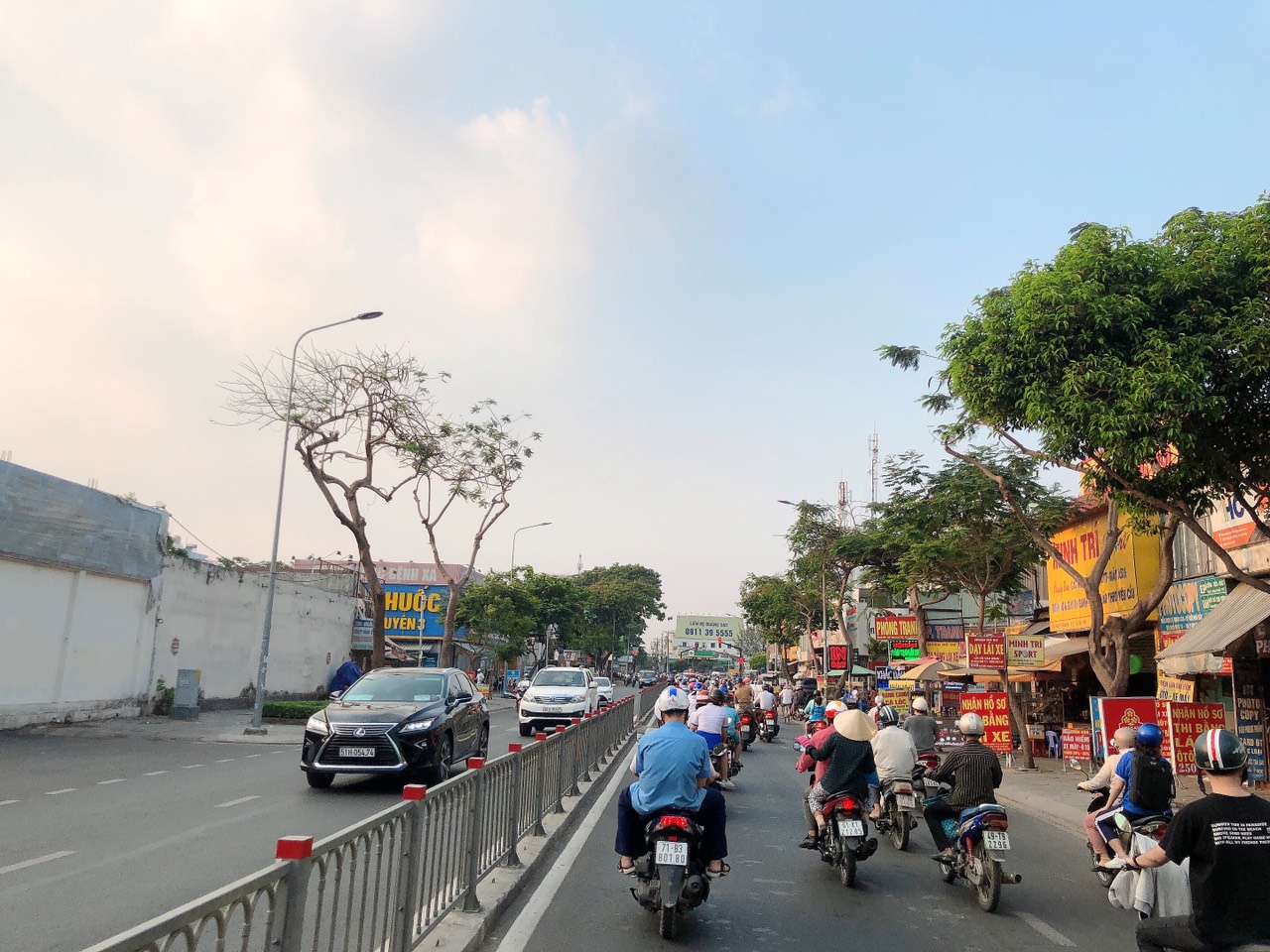 Bán nhà HXT Nguyễn Oanh Gò Vấp 100m2(5x20)sát chợ Căn Cứ giá 10.5 tỷ.
