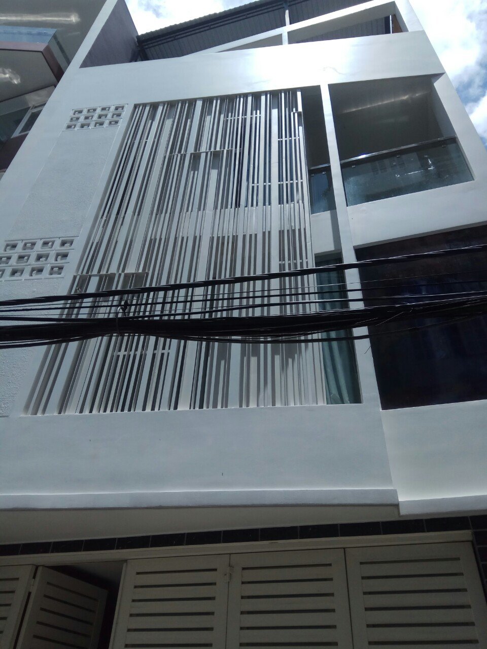 Bán nhà hẽm xe hơi 285 Cách Mạng Tháng 8 Quận 10 DT:5x12m giá chỉ 10.6 tỷ