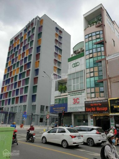 Bán nhà mặt tiền đường Hoàng Việt, Phường 4, Quận Tân Bình. DT: 9m x32m thích hợp xây tòa nhà Vp