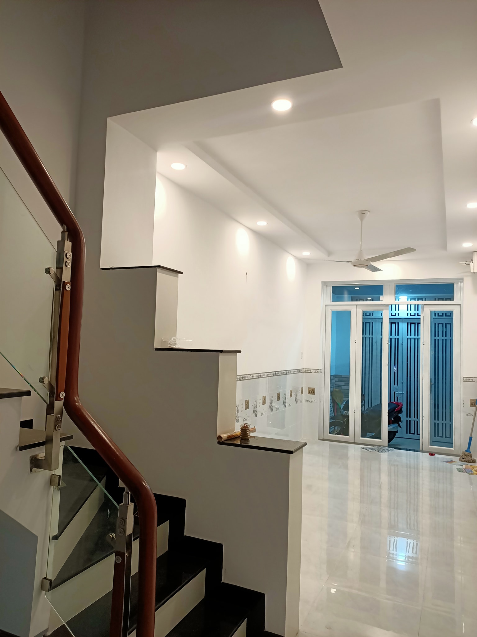 Bán nhà hẻm 4M Ông ÍCh Khiêm P14 Quận 11 - 45m2 3 tầng đúc - 5,2 tỷ có bớt thêm