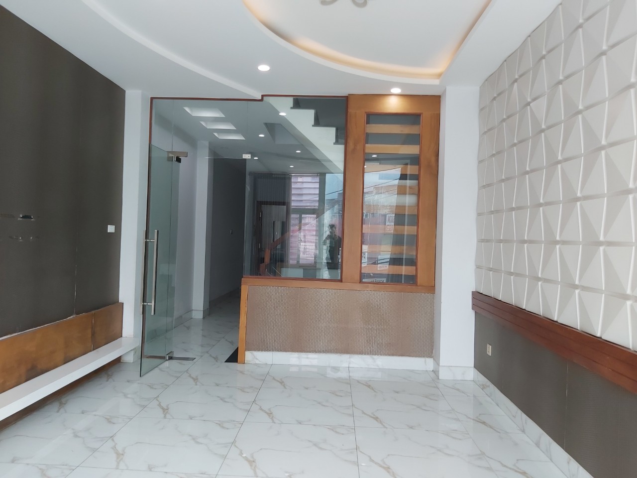 Hiếm nhà bán. Rất gấp bán, MTKD Trần Huy Liệu, 68m2, tiện mở Spa, Nha Khoa, VP Cty. 