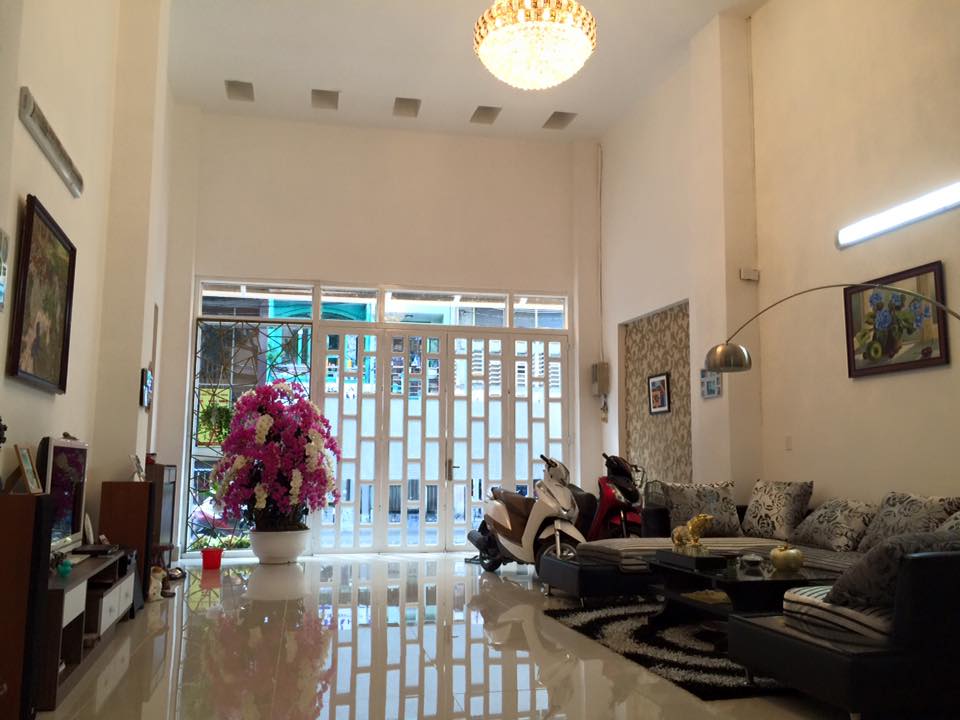 Bán căn hộ dịch vụ hẻm xe hơi CMT8, P.6, Tân Bình. DT 8.2x10m, Trệt 5 lầu mới thang máy