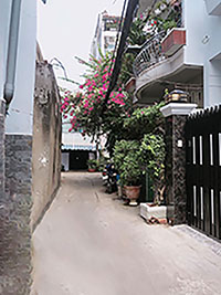 Bán Gấp Nhà 1 Xuyệt Đường Lê Quang Định, P.5, Bình Thạnh, Giá Rẻ, 44m2, 3 tầng.
