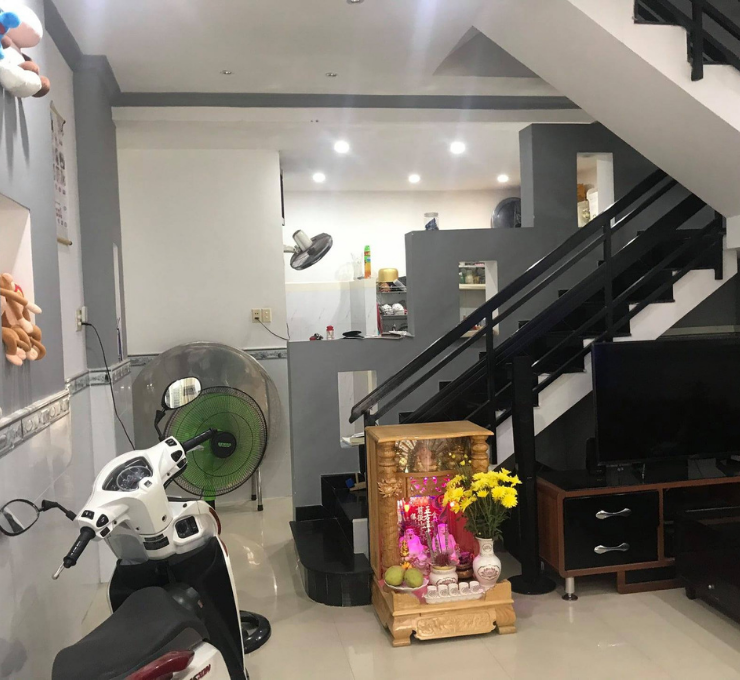 Bán nhà 3 tầng Nguyễn Văn Công, P.3, GV 46m2(4,6x10) 4,75 tỷ TL