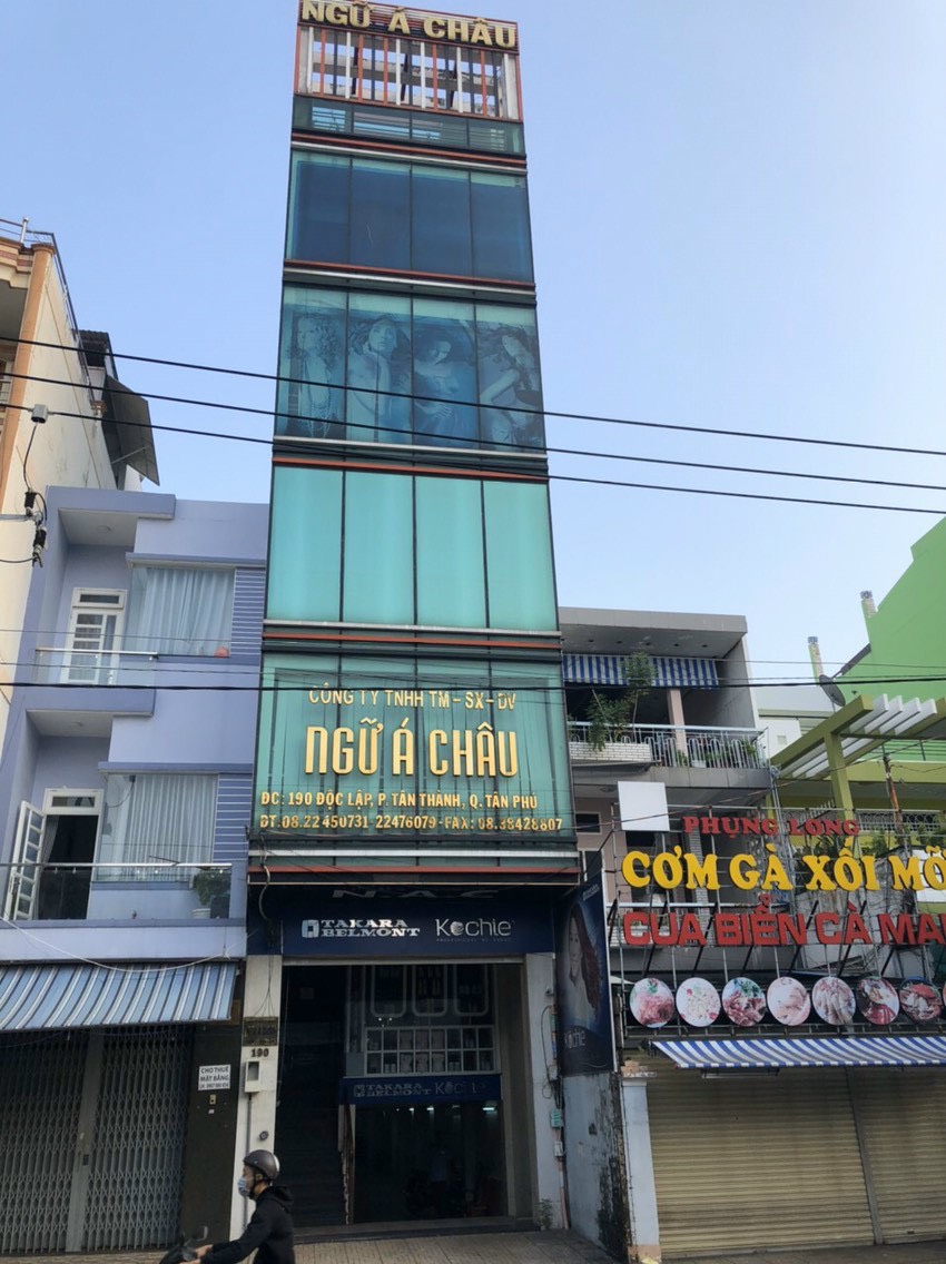 Nhà bán 2 mặt tiền Bùi Thị Xuân tốt nhất tuyến đường Quận 1 p.Bến Thành. DT: 4.2x18m