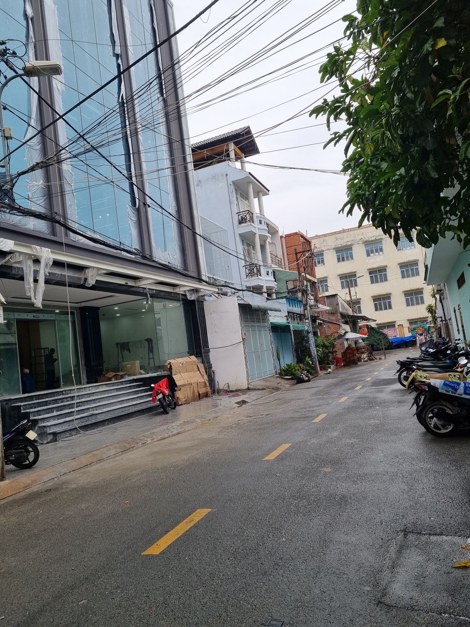 Bán nhà mặt tiền đường Dân Chủ, phường Tân Thành, quận Tân Phú 8x20m cấp 4. Giá 20 tỷ