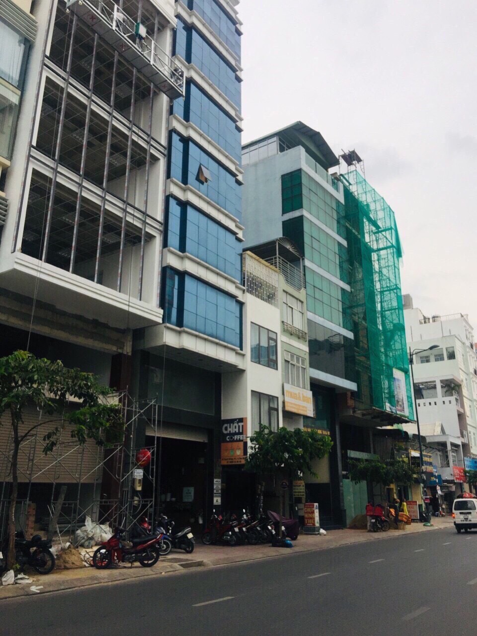Bán tòa nhà mặt tiền Hai Bà Trưng – Trần Quang Khải Quận 1. DT 4.5x21m nhà 6 lầu thuê 120tr giá bán 30 tỷ TL