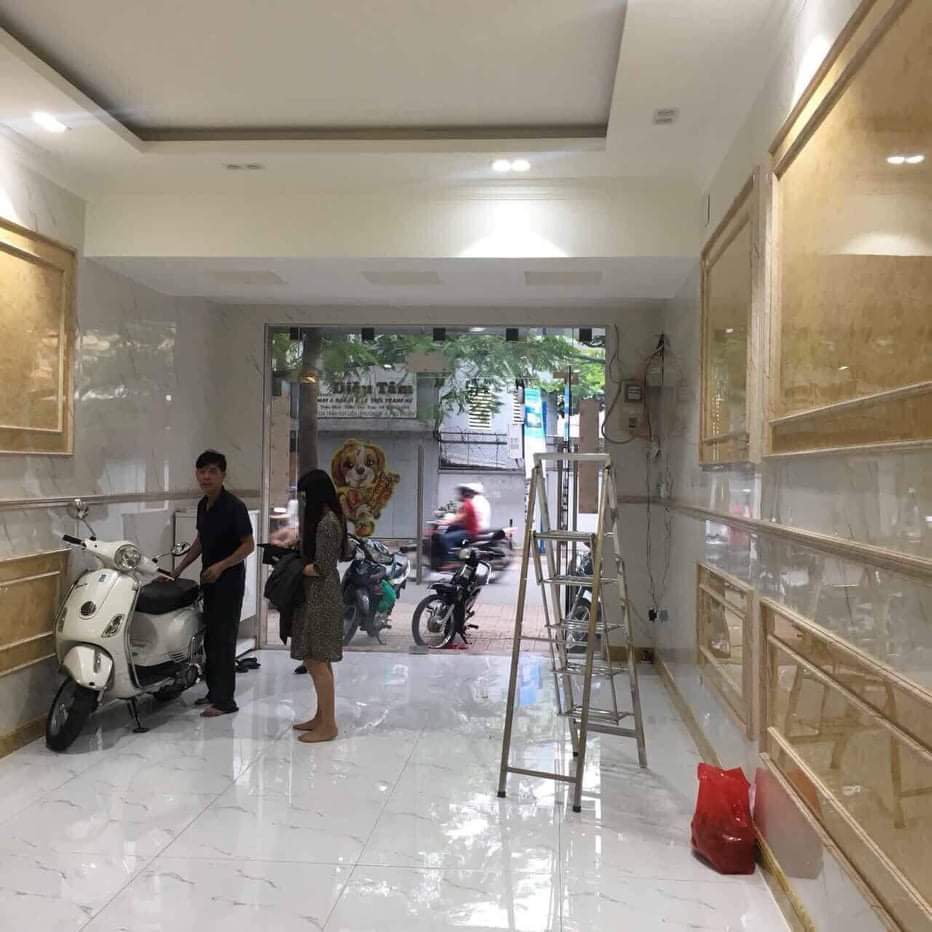 Nhà mặt tiền 64m2 , 3 lầu ,Phú Nhuận, giá 15.5tỷ .