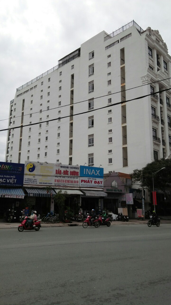 Bán tòa nhà 21 Nguyễn Thị Thập, Q7, P. Tân Phú, DT: (12,22m x 50,29m) hầm, 10 tầng, TN 15 tỷ/năm