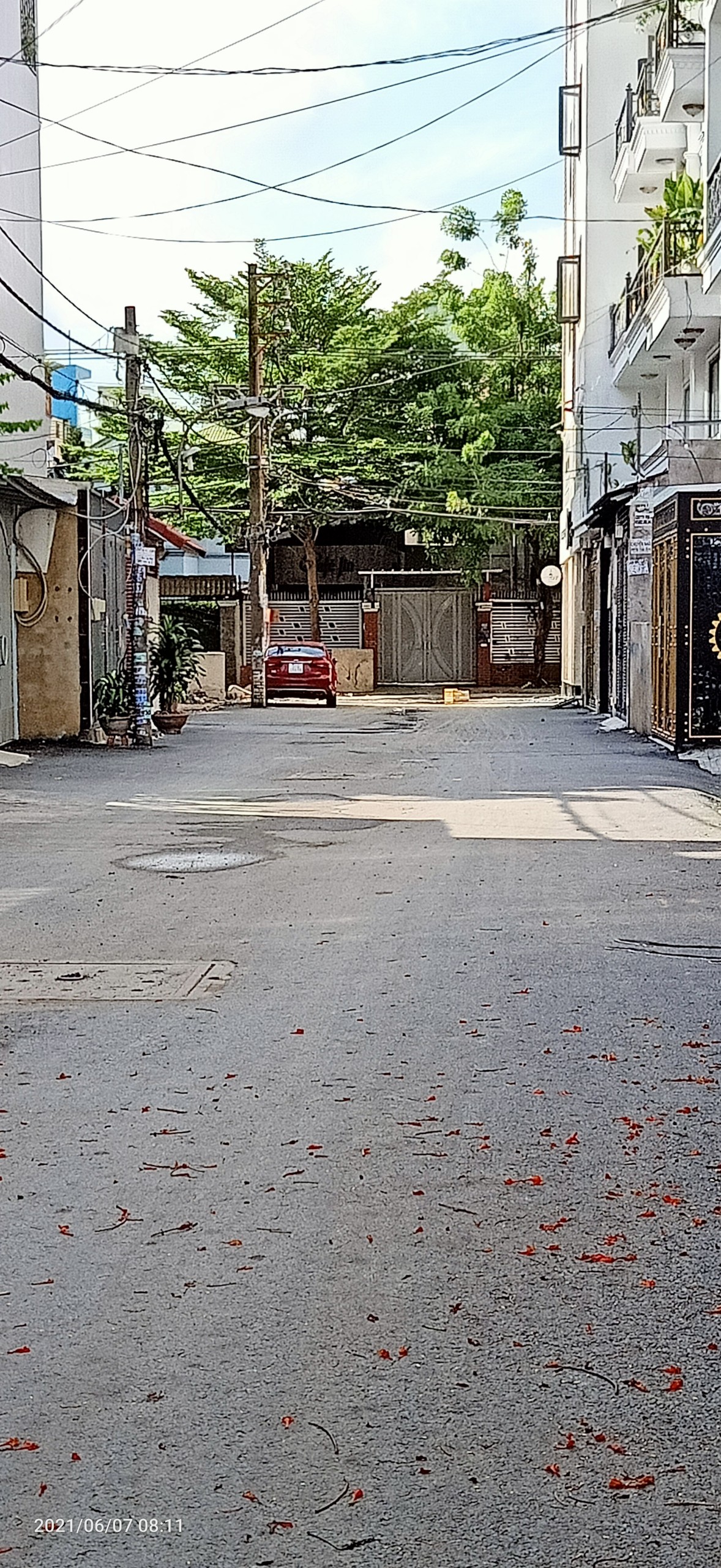 Bán nhà C4 Dương Quảng Hàm, P5, Gò Vấp. DT 16x28m, CN 427m2. HXH 6m thông. Nhà chưa qua đầu tư, xây biệt thự, căn hộ, chia lô tốt. Giá 36tỷ TL