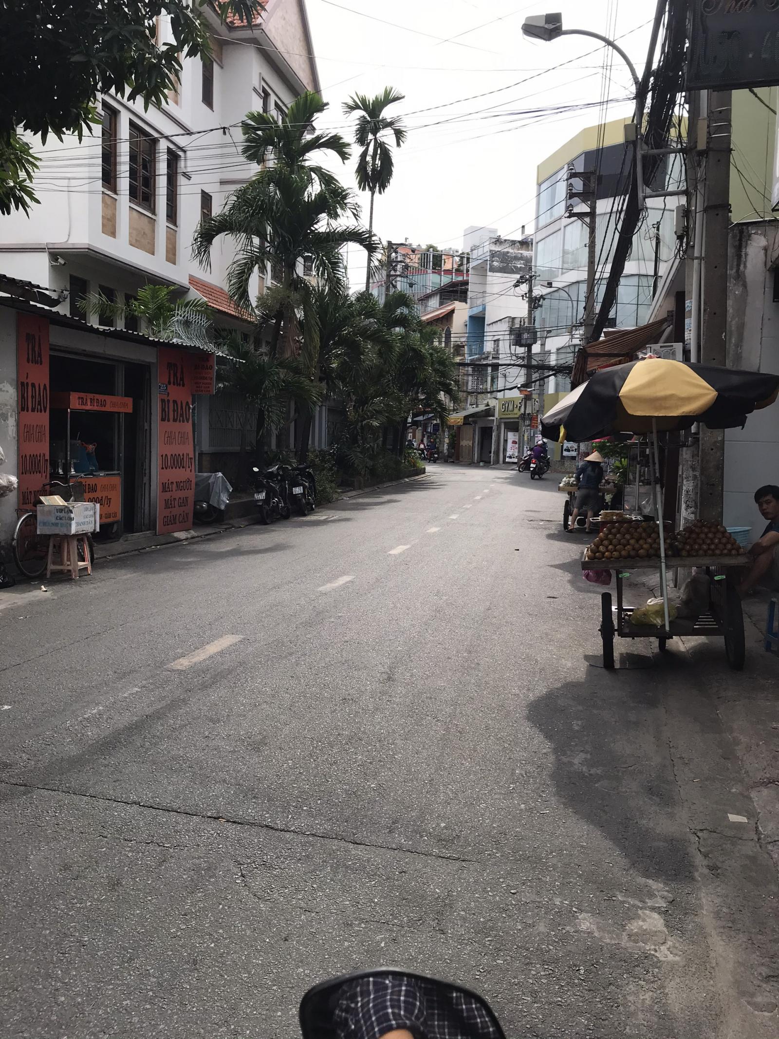 bán nhà mặt tiền đường Nguyễn Quang Bích phường 13 quận tân bình