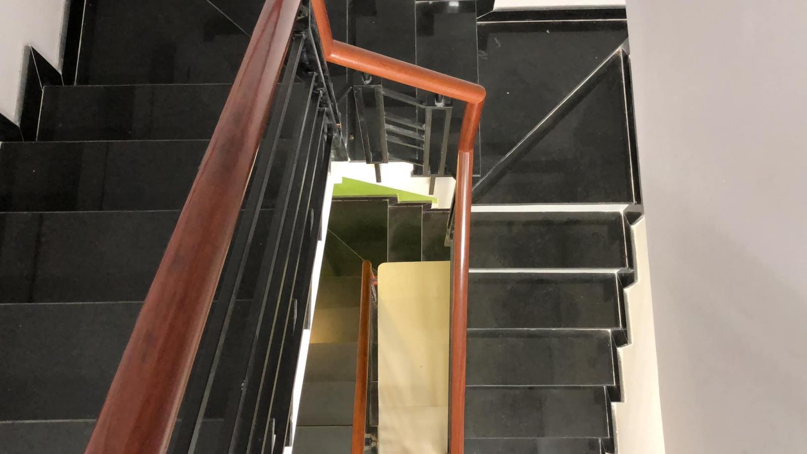 Nhà đường Số 25, Phường 4, Quận 4, 28m2, 4 lầu. Gía 4.3 tỷ
