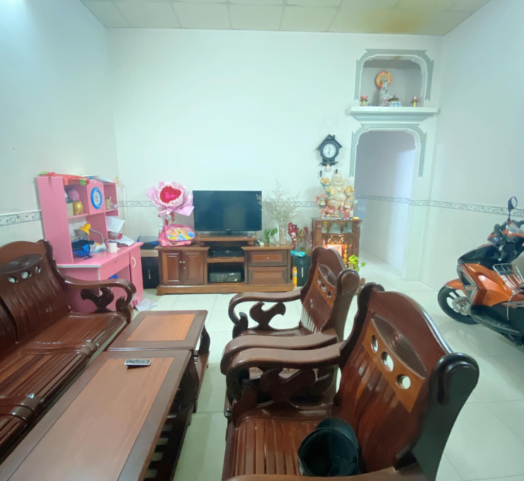 Bán Nhà sân vườn! HXH Phan Huy Ích, P.14, Gò Vấp 60m2 giá 3.8 tỷ TL