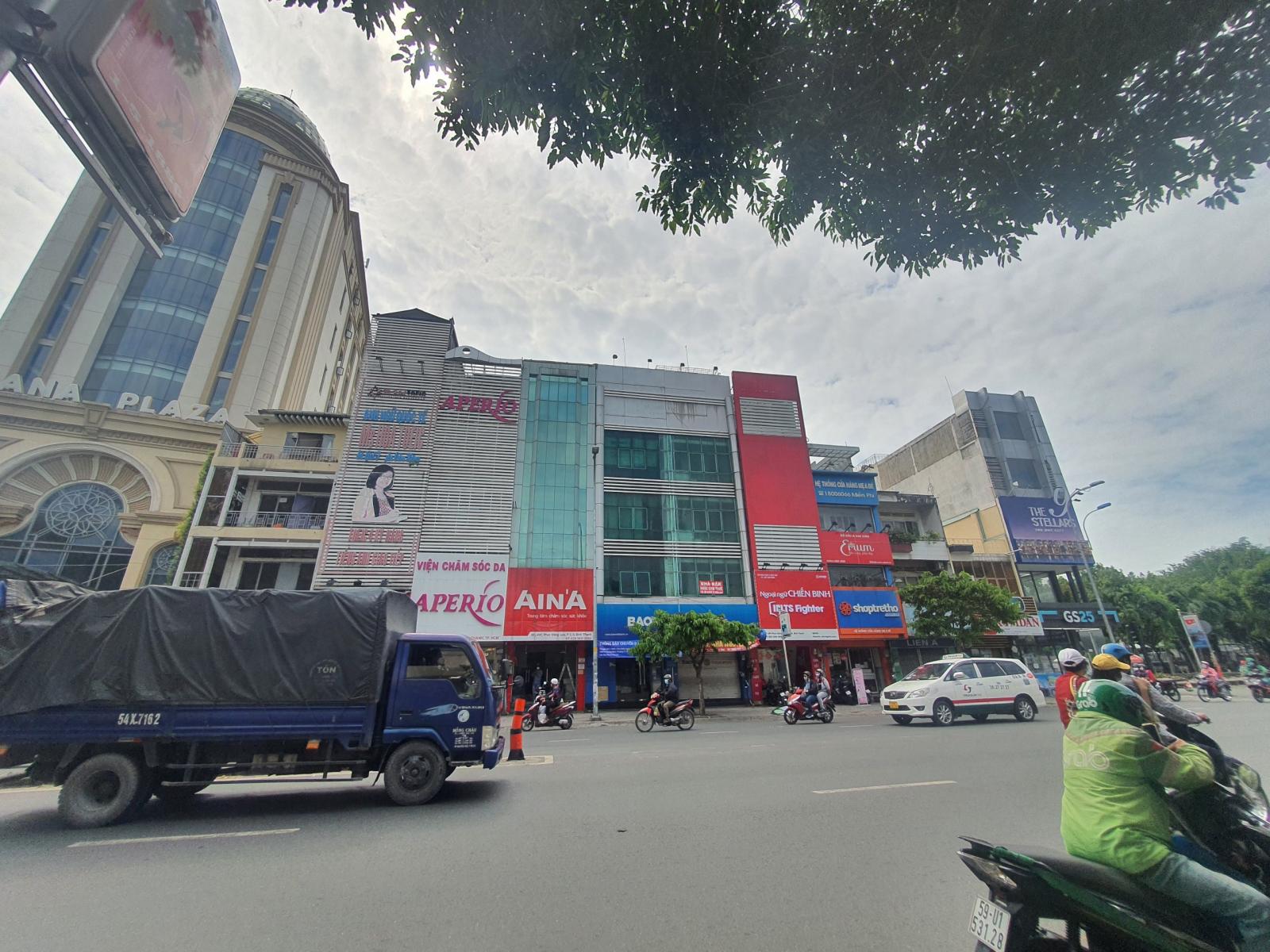 Bán gấp siêu phẩm mặt tiền Trương Công Định, P14, Tân Bình: 8.4x24m 3 tầng, đang cho thuê giá cao