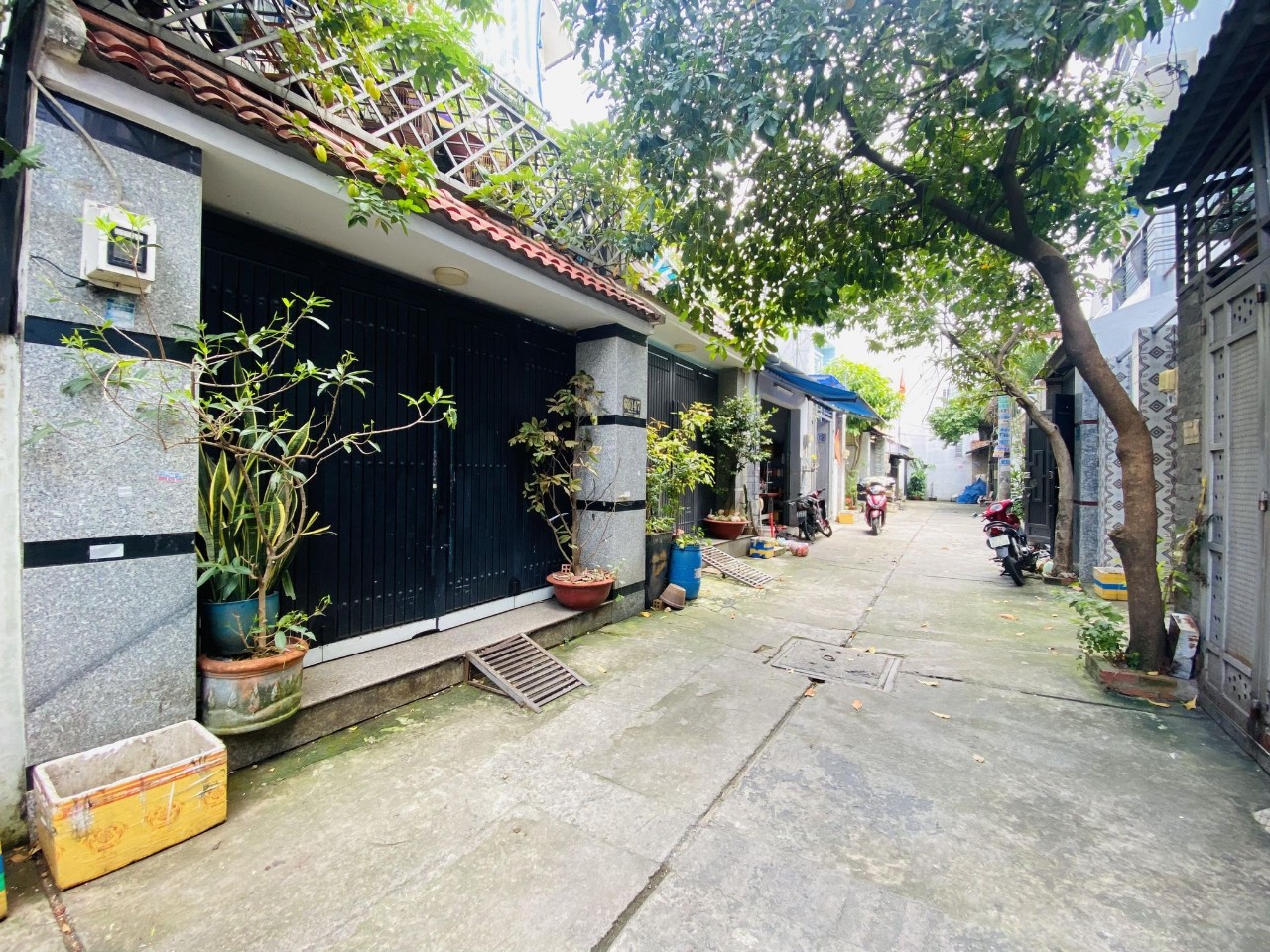 Bán nhà lớn, 2 tầng, gần 100m2 phường đắt giá nhất Tân Phú, giá cực rẻ.