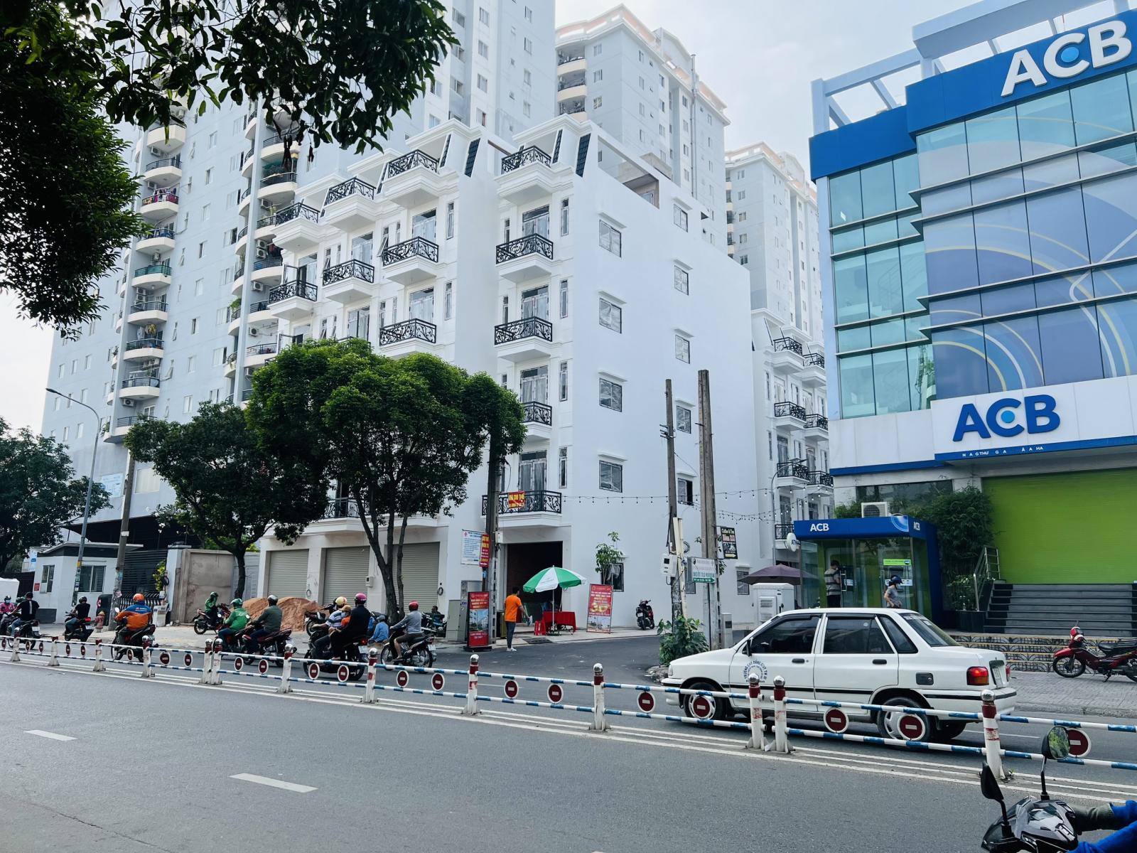 Bán nhà mặt tiền đường Thoại ngọc Hầu – nguyễn sơn , Tân Phú, 5x18m nở hậu 5,9m. lh : 0908714902 an