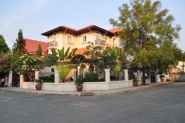 Chính chủ cần bán đất Villa 2 mặt tiền Compound Thảo Điền 1 (146NVH) diện tích 500m2 giá tốt 170tr/m2