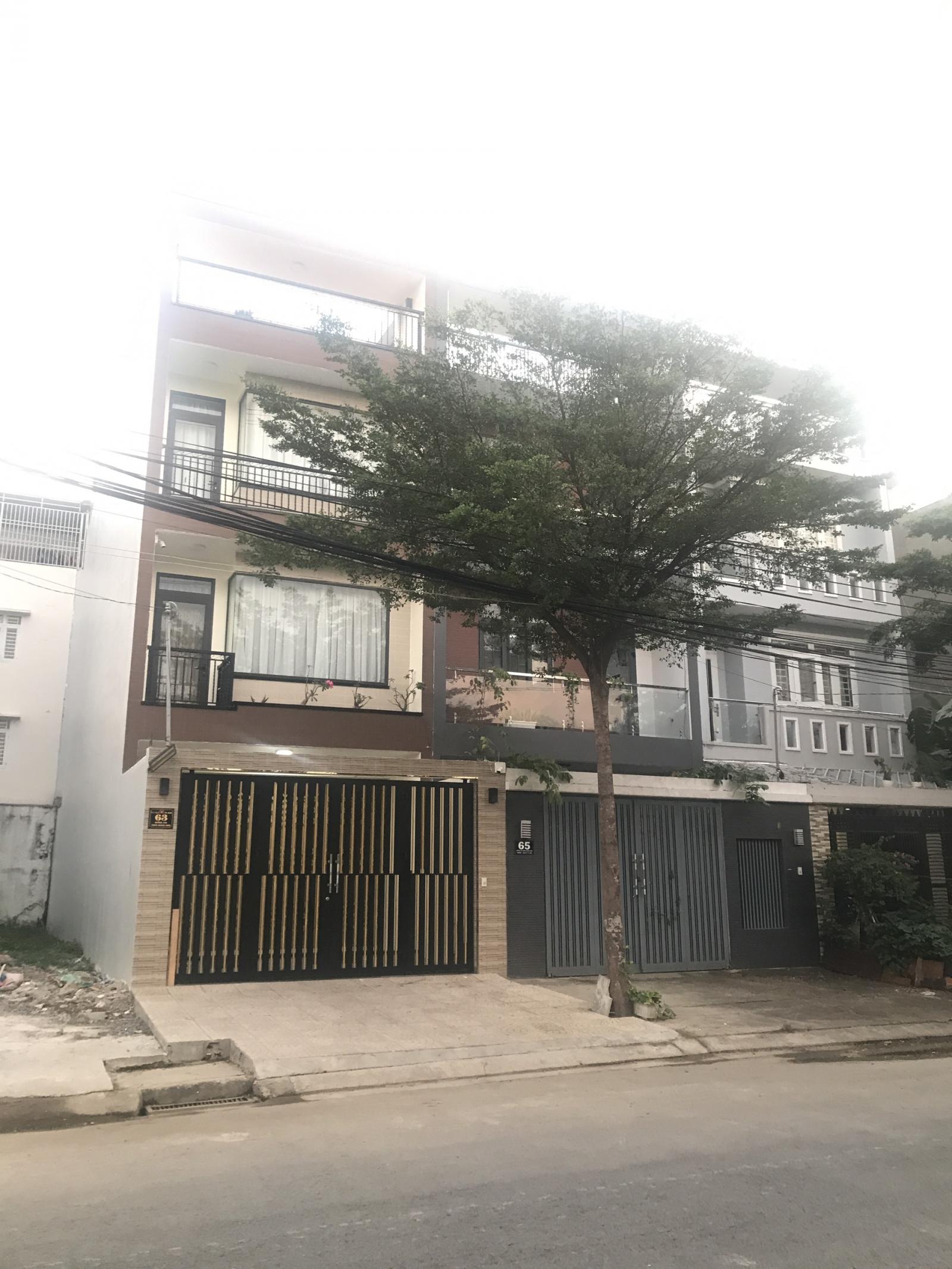 Nhà phố 2 lầu KDC Phú Lợi, mới xây đẹp, sổ hồng đầy đủ