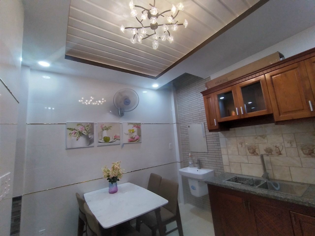 Bán Gấp nhà shr, 148 đường số 1, P16, Gò Vấp, Dt:3,5x10, 1tr1l, giá:3.75 tỷ